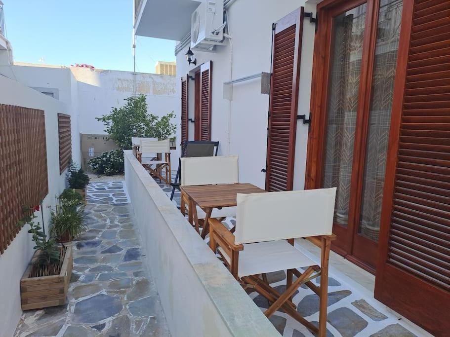 Aphrodite Apartment Parikia  Bagian luar foto