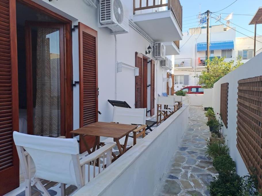 Aphrodite Apartment Parikia  Bagian luar foto